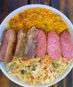 Marmita G, com carne bovina assada.